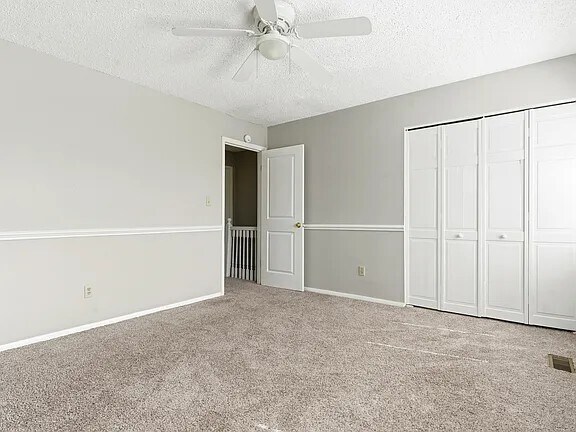 Building Photo - 1935 Springlake Ct