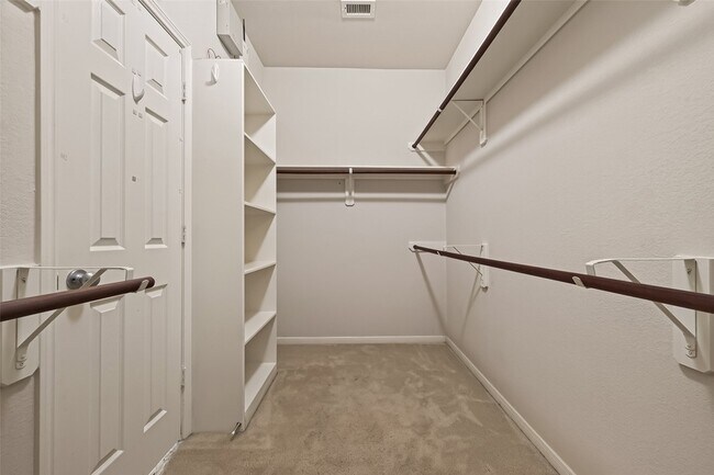 Building Photo - 9118 Cavalier Ln