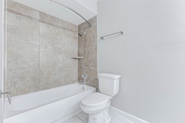 Building Photo - 12611 Ashford Meadow Dr