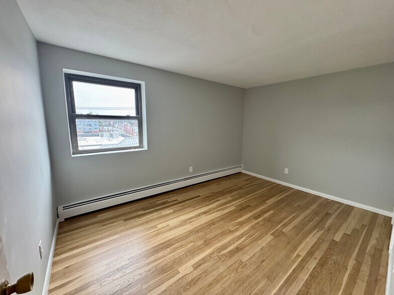 Building Photo - 91 Spring St