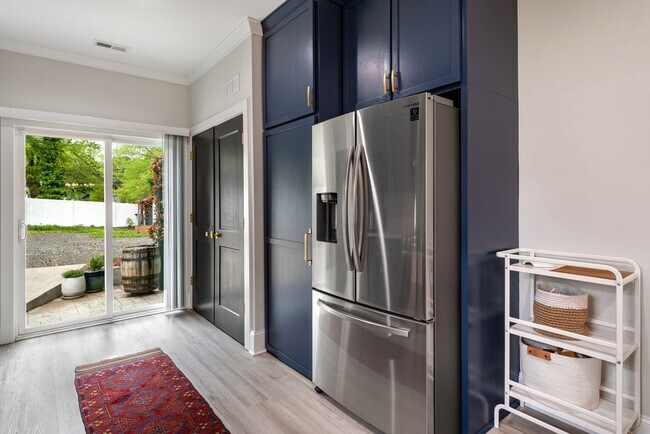 Building Photo - Beautifully Updated 3 Bedroom, 2 Bathroom Home in Prime Durham Location – Move-In Ready!