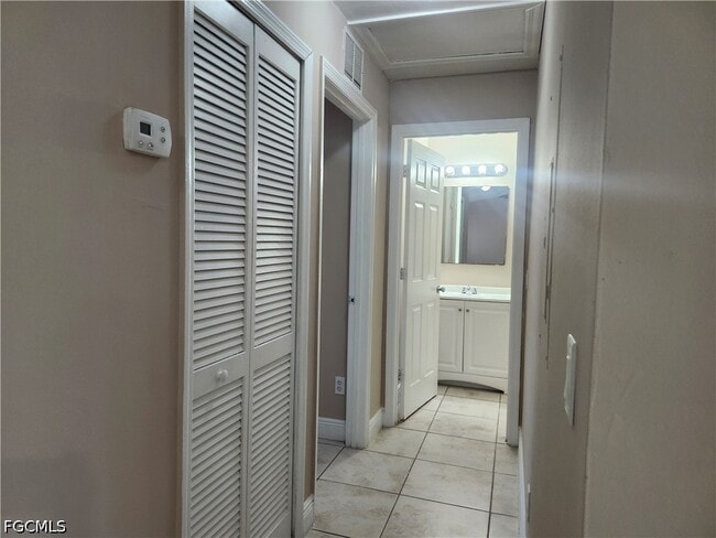 Building Photo - 217 Hightower Ave S