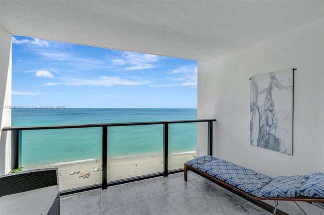 Building Photo - 2301 S Ocean Dr