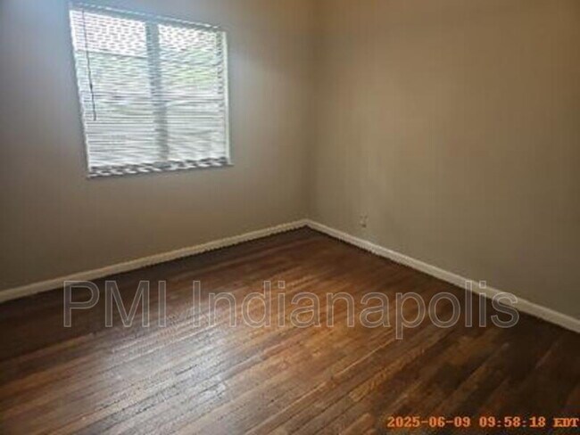 Building Photo - 8 N Butler Ave