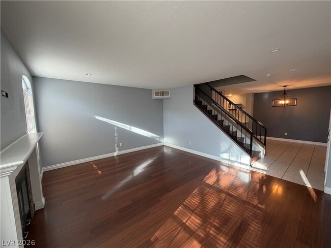 Building Photo - 9648 Silver City Dr