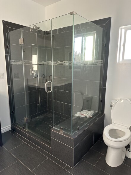 Bathroom 2 - 1317 W 49th St