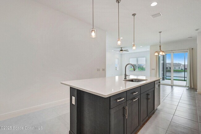 Building Photo - 2988 Pangea Cir