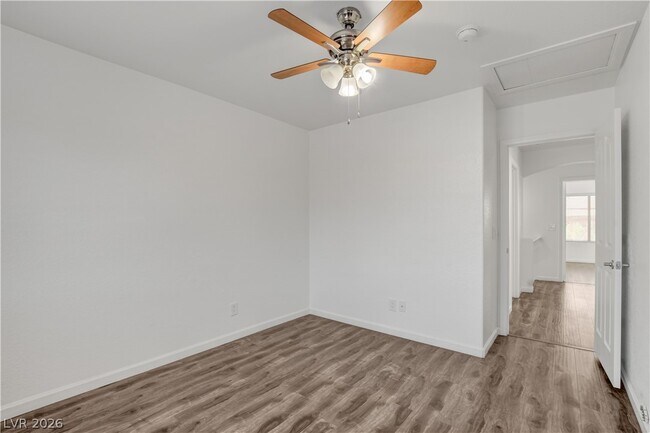 Building Photo - 3557 Sedwick Dr