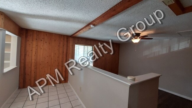 Building Photo - Studio apartment in Rosewood