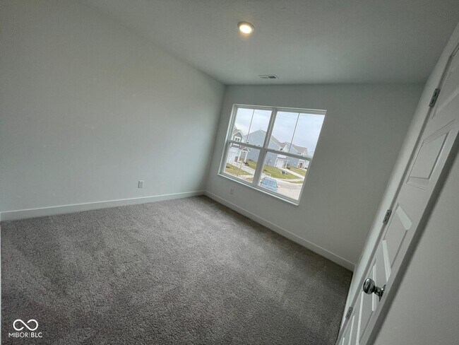 Building Photo - 6852 Orchard Run Cir