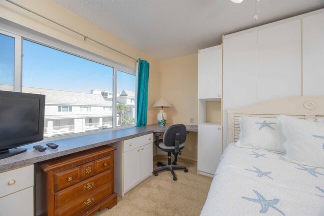 Building Photo - 8130 A1A S