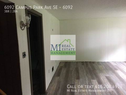 Building Photo - 6092 Campus Park Dr SE
