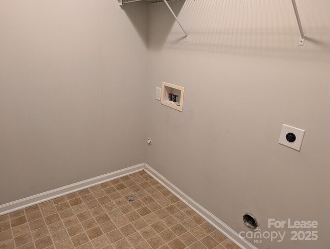 Building Photo - 1552 Moss Creek Dr