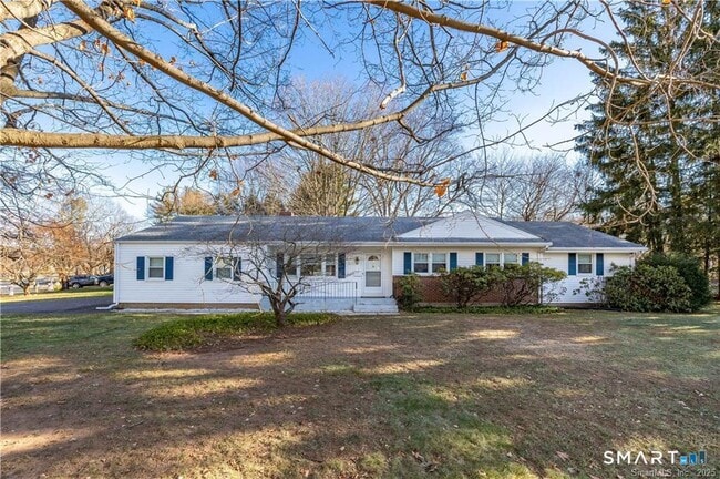 Primary Photo - 129 W Ridge Dr