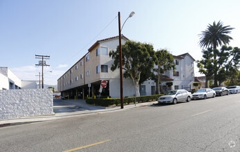 Building Photo - Palmer Apartments