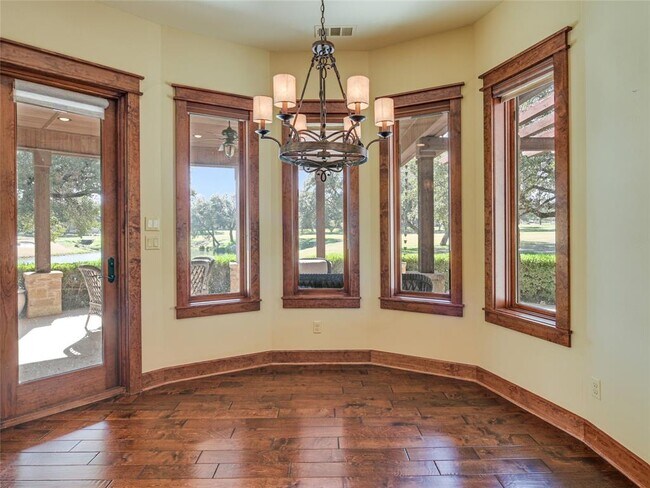 Building Photo - 26505 Masters Pkwy