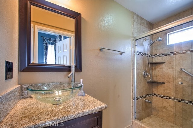 Building Photo - 21 Balustrade Pl