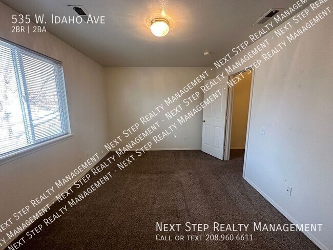 Building Photo - 535 W Idaho Ave