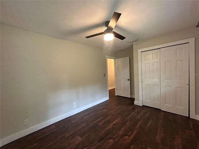 Building Photo - 3322 NW 39th Ter