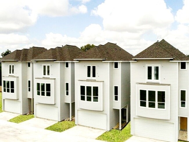 Building Photo - 1815 Napa Creek Ln