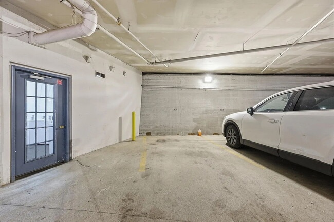 Building Photo - Industrial NYC-Style Loft | Battleship Building | 3 Parking Spots Included