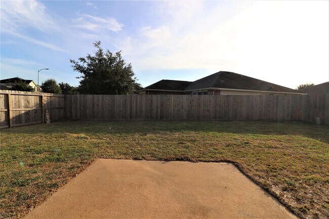 Building Photo - 6803 Hayman Dr