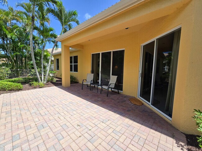 Building Photo - SEASONAL RENTAL FOR 2026 SEASON AVAILABLE