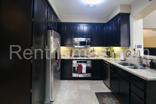 Building Photo - 2802 Piantino Cir