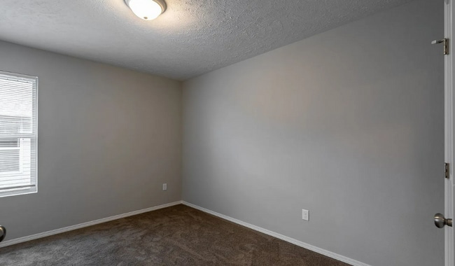 Building Photo - Beautiful 3 Bedroom Duplex in Republic, Missouri