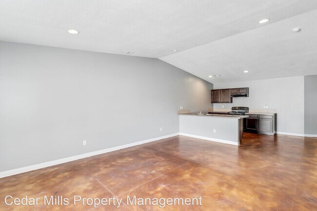 Primary Photo - 3 br, 1 bath House - 1042 S Vassar St