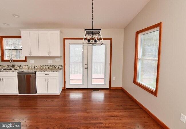 Building Photo - 603 Panther Dr