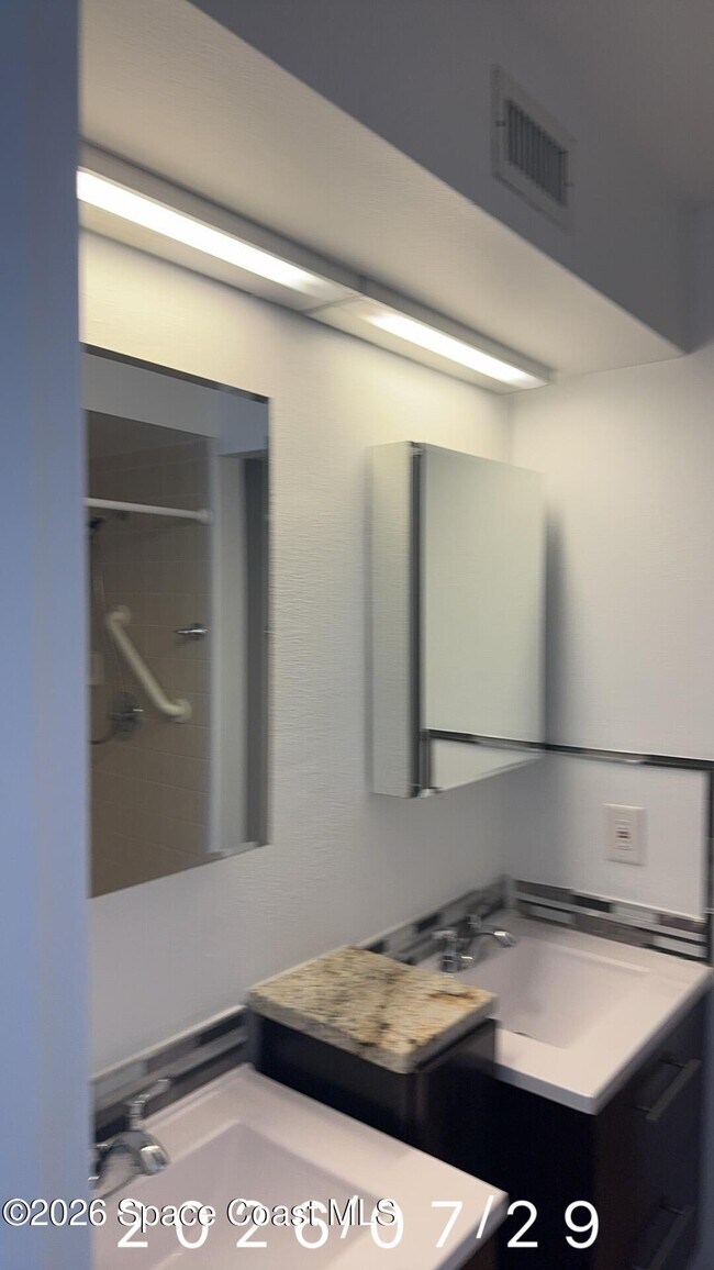 Building Photo - 7220 US-1
