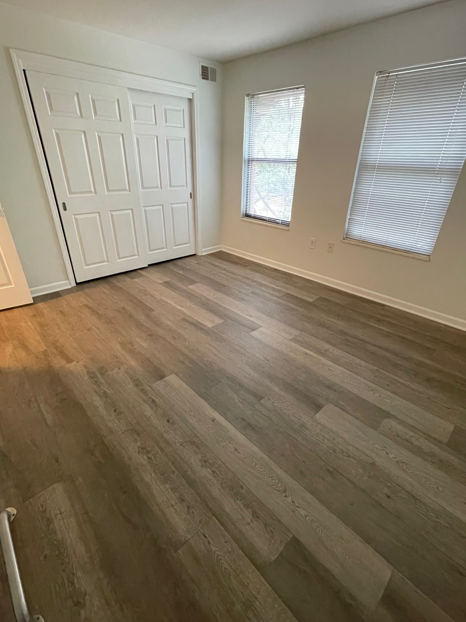 Building Photo - 935 Washington St