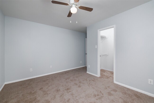 Building Photo - 14 Barker Ridge Ct