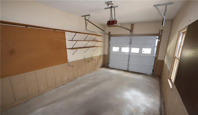 Building Photo - 1359 Oakengate Dr