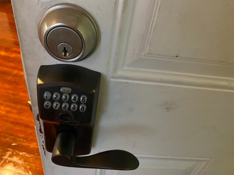 Keypad Entry - 313 S 3rd St