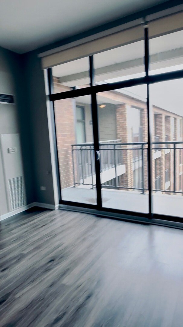 Building Photo - 2300 S Michigan Ave