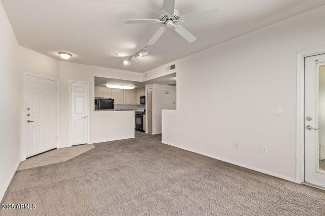 Building Photo - 18416 N Cave Creek Rd