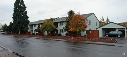 Building Photo - Meadowlawn Apartments
