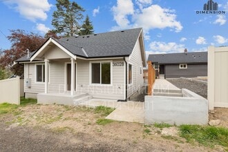 Building Photo - 3602 E T St