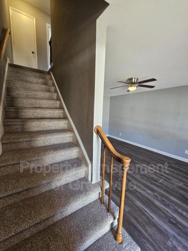 Building Photo - 1438 Dover Rd