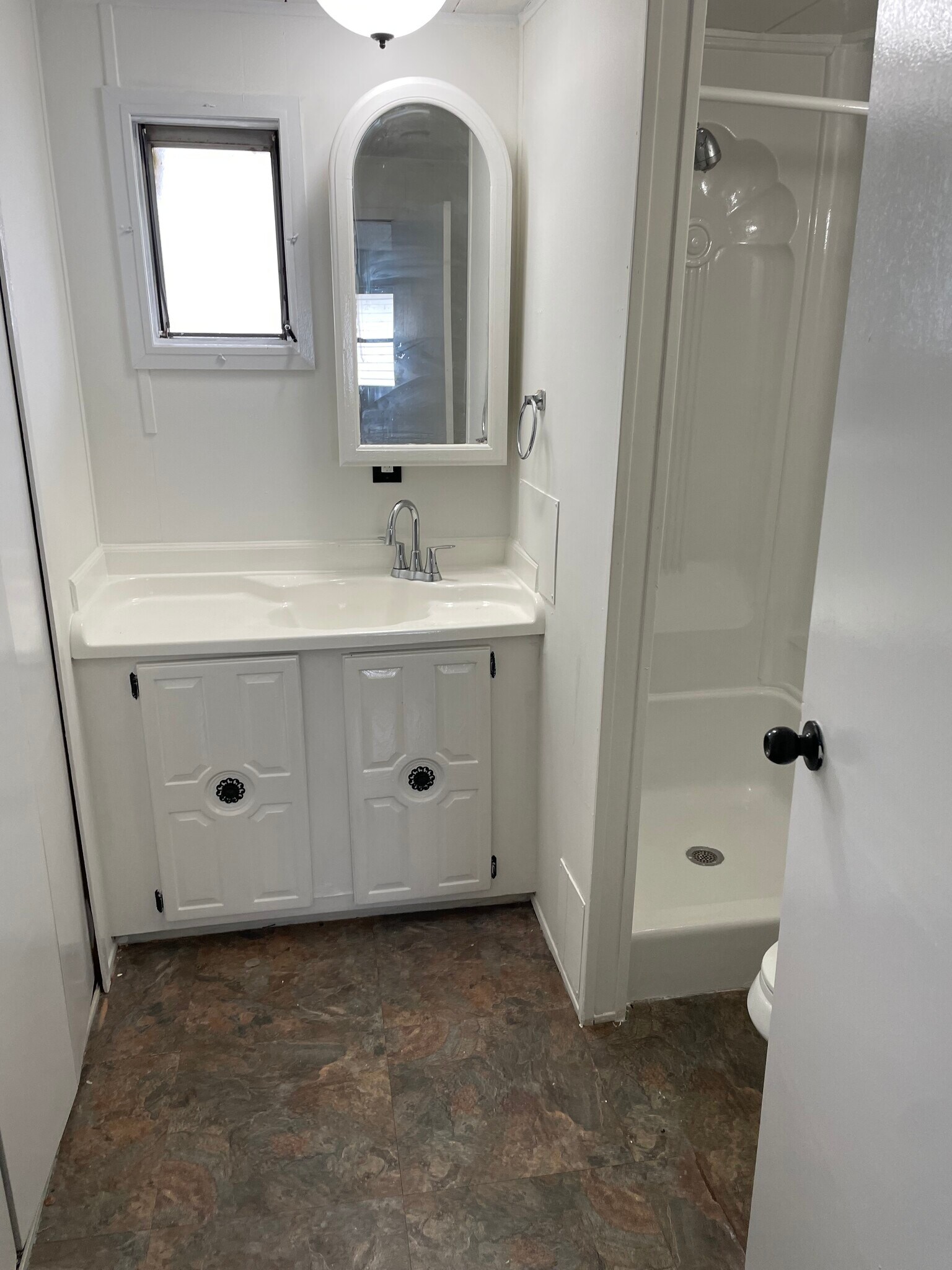 Building Photo - 404 Cherry St