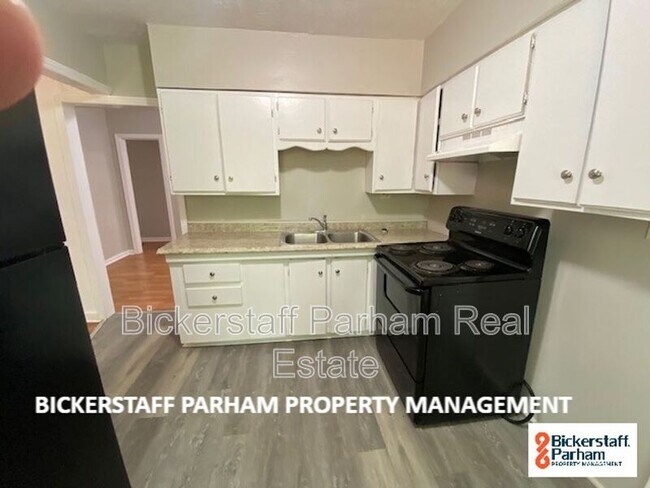 Building Photo - 4163 Swann St