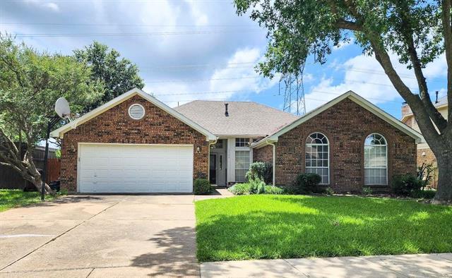Primary Photo - 3708 Racquet Ct