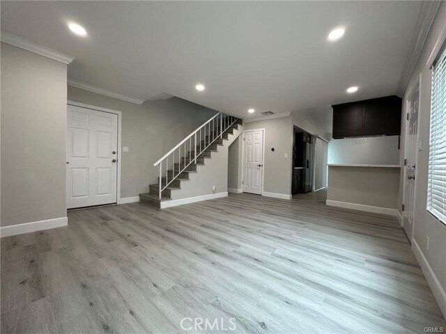 Building Photo - 260 Linda Rosa Ave