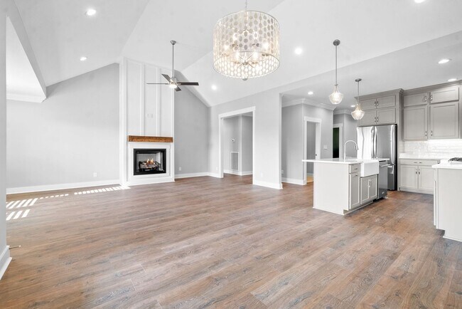 Building Photo - 1065 Veridian Dr
