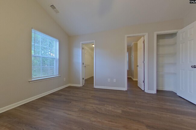 Building Photo - 180 Riglaw Cir