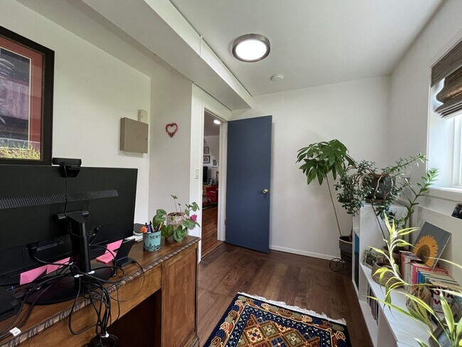 Building Photo - Comfortable Living in Bethany with Two Separate Units, Expansive 0.45-Acre Lot & Versatile Detach...