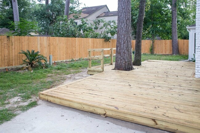 Building Photo - 12723 Ravensway Dr