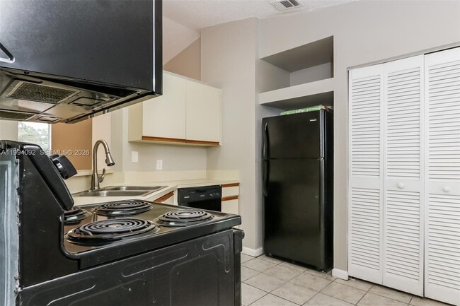 Building Photo - 1274 SW Byron St